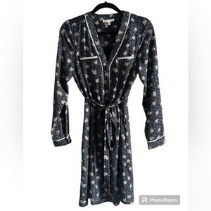 DR2 long sleeve navy blue floral dress